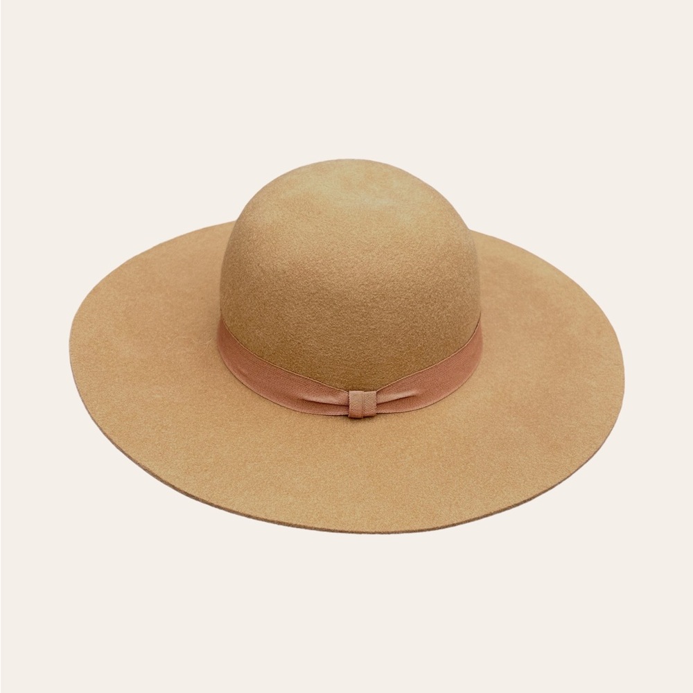Target • One Size • Camel